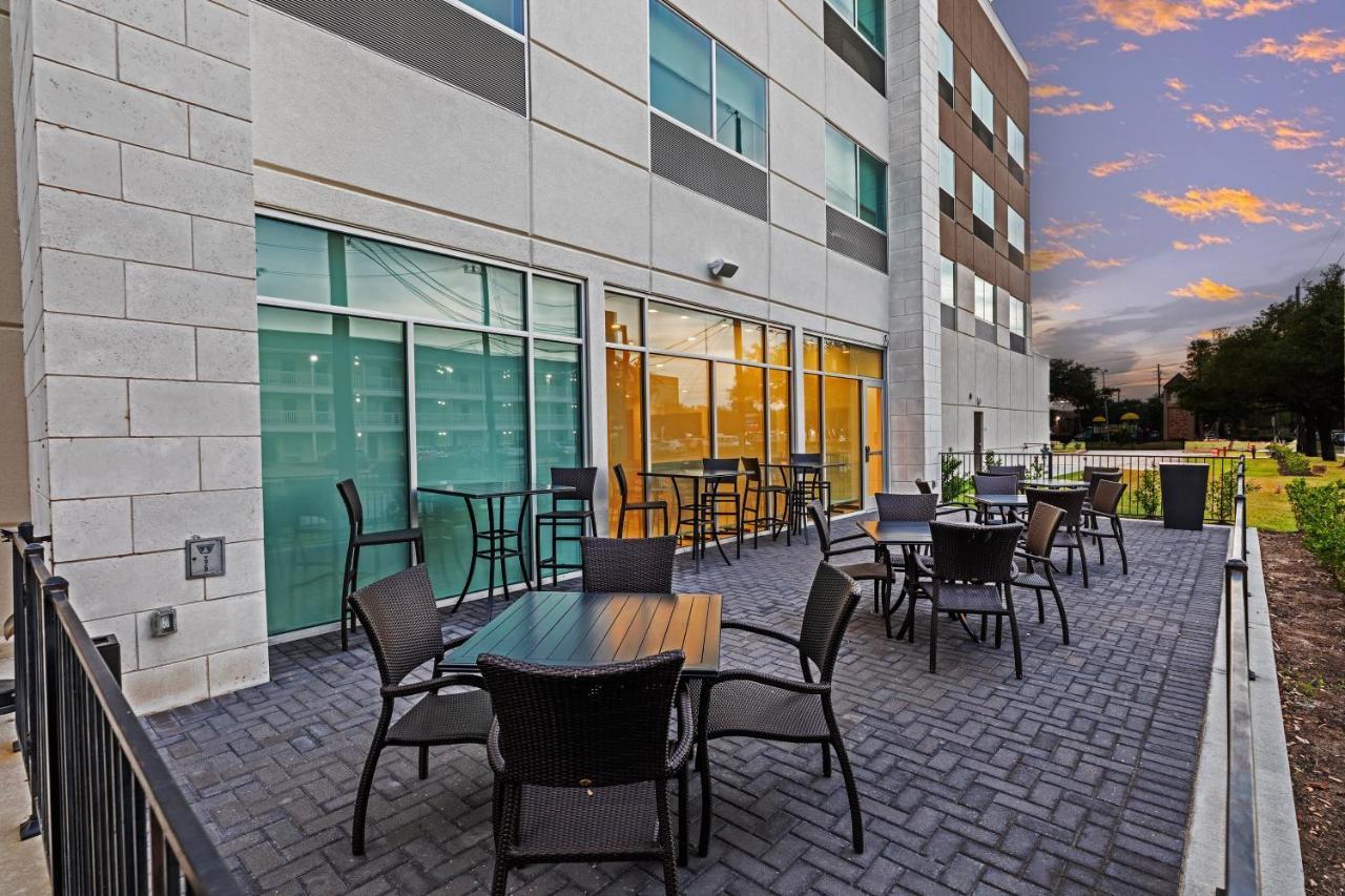 Holiday Inn Express & Suites - Stafford Nw - Sugar Land By Ihg Zewnętrze zdjęcie